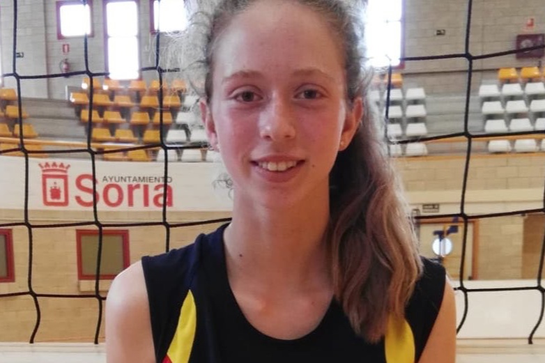 Elisa Martínez Heredia wurde in die spanische Volleyball-Nationalmannschaft für Mädchen U16 einberufen.