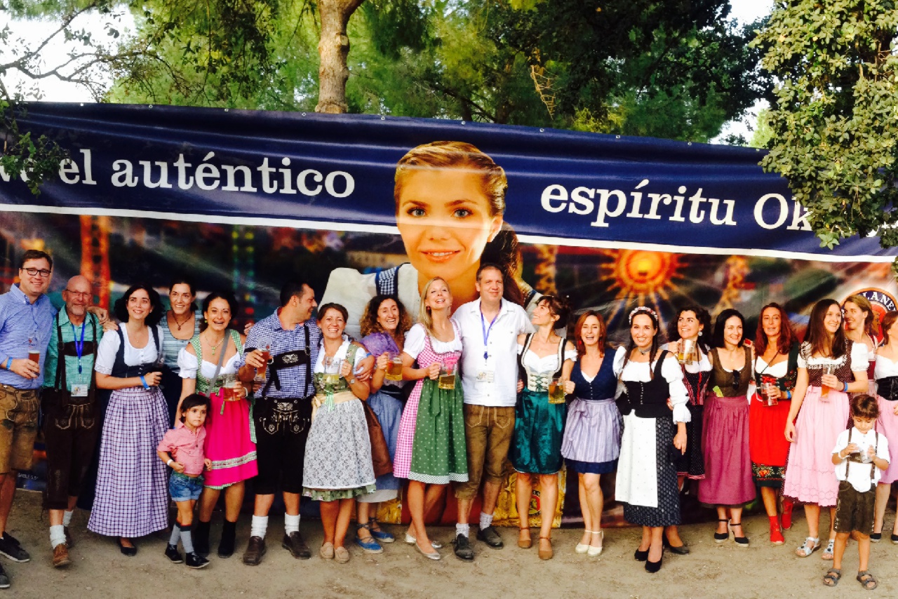 Buena acogida del primer “Oktoberfest” del forum Sevilla